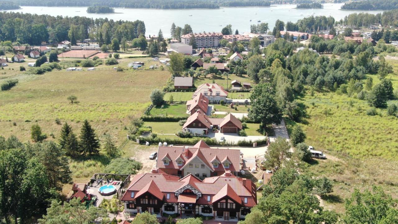 Dwor U Papuga Apartment Ruciane-Nida Bagian luar foto