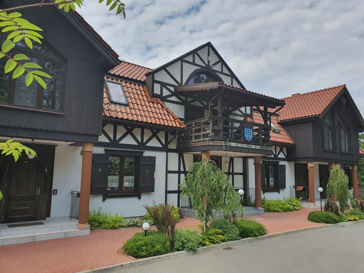 Dwor U Papuga Apartment Ruciane-Nida Bagian luar foto