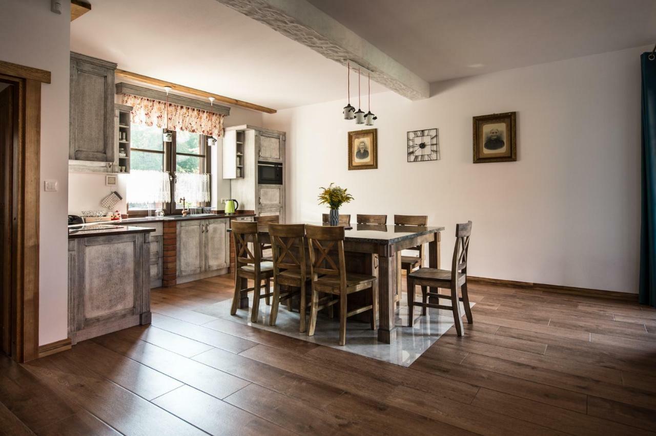 Dwor U Papuga Apartment Ruciane-Nida Bagian luar foto
