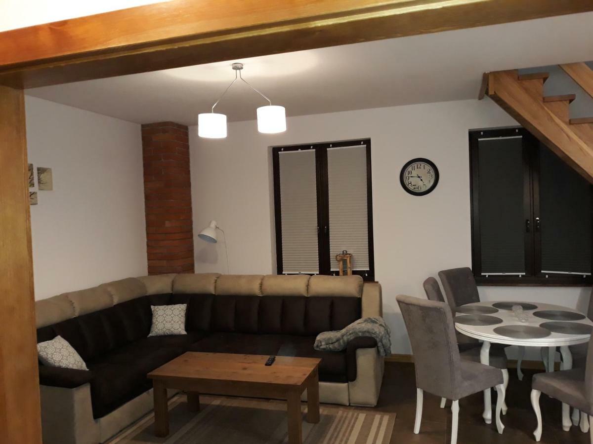 Dwor U Papuga Apartment Ruciane-Nida Bagian luar foto